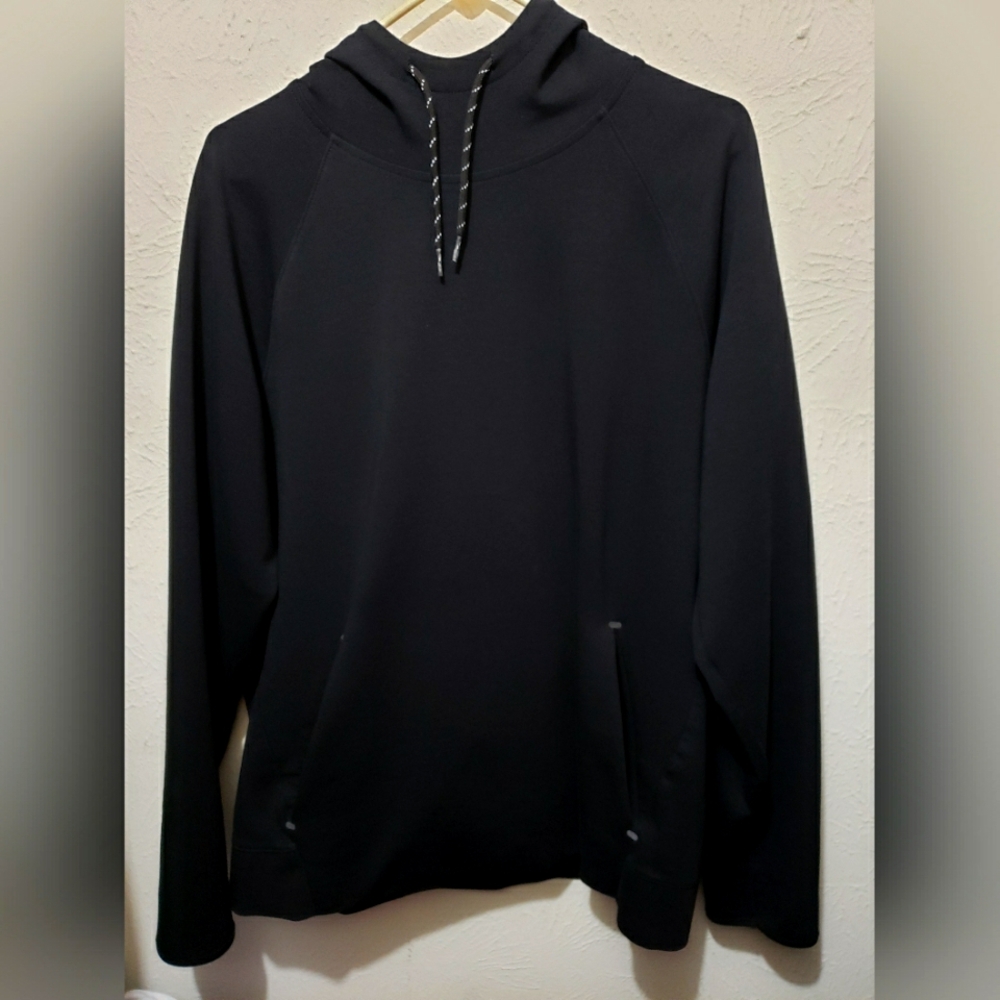 Old Navy Dynamic Fleece Hoodie